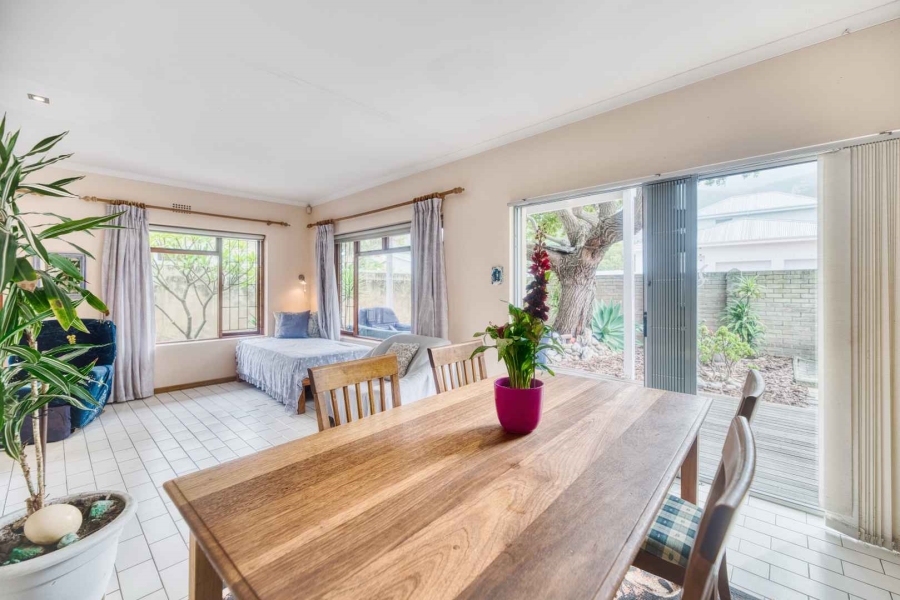 3 Bedroom Property for Sale in Voelklip Western Cape